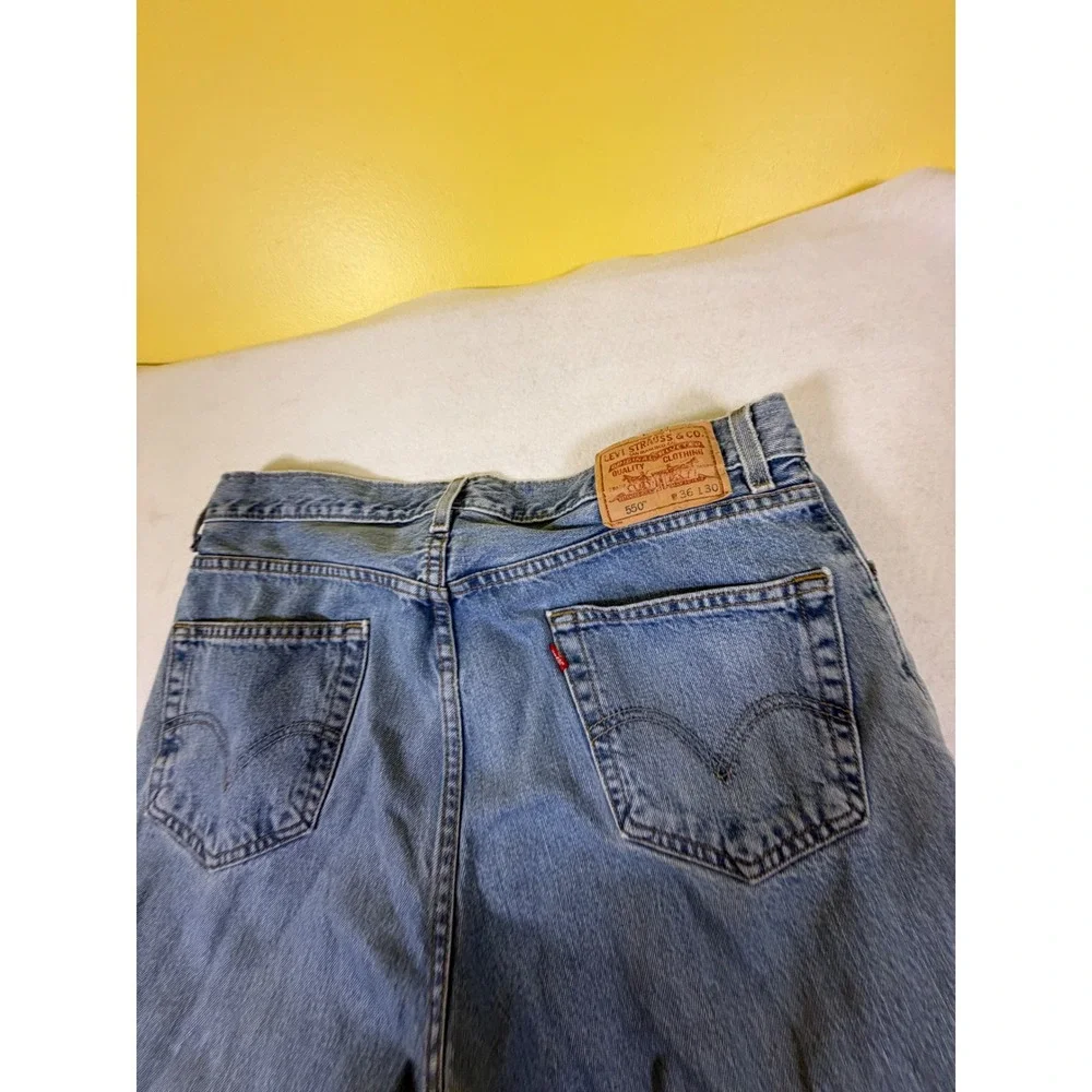 Levis 550 Relaxed Fit‎ Tapered Leg Jeans Medium Wash Blue 36x30 Mens Denim Pants